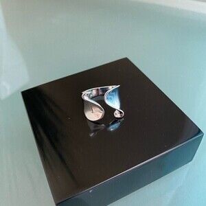 New 925 STERLING SILVER Ring